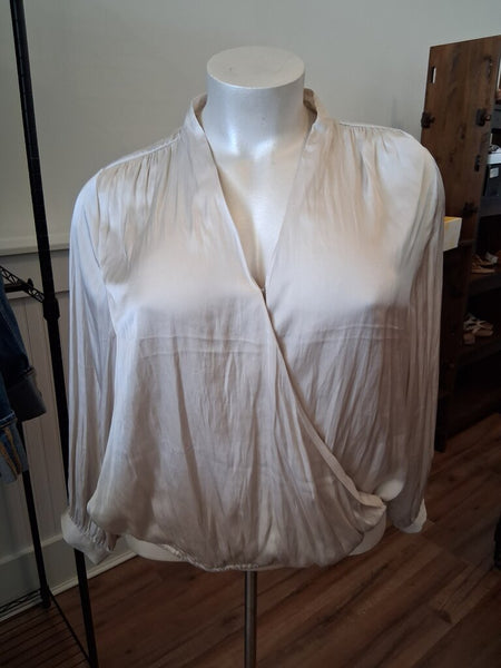 Old Navy Cream Satin 2X