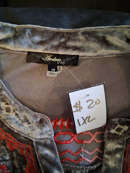 Andree Crushed Velvet Embroidery 1X