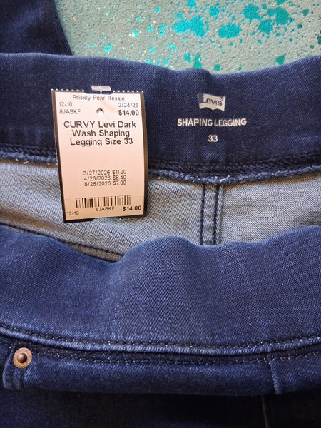 Levi Dark Wash Shaping Legging Size 33
