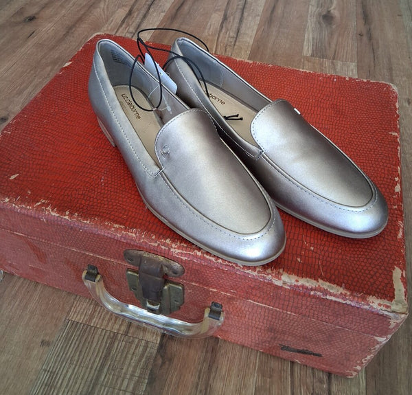 Liz Claiborne Pewter Size 6