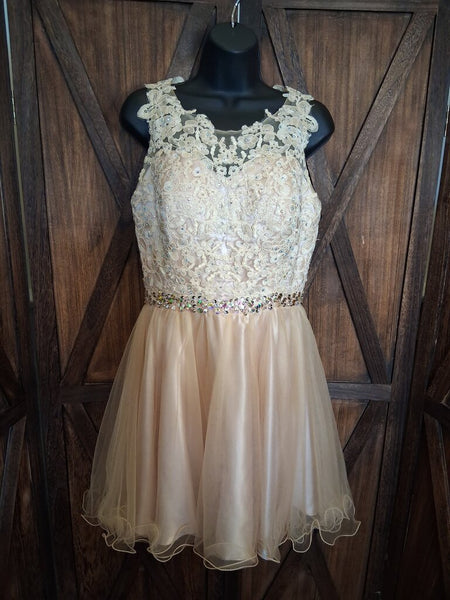 Elizabeth K Short Formal Size M