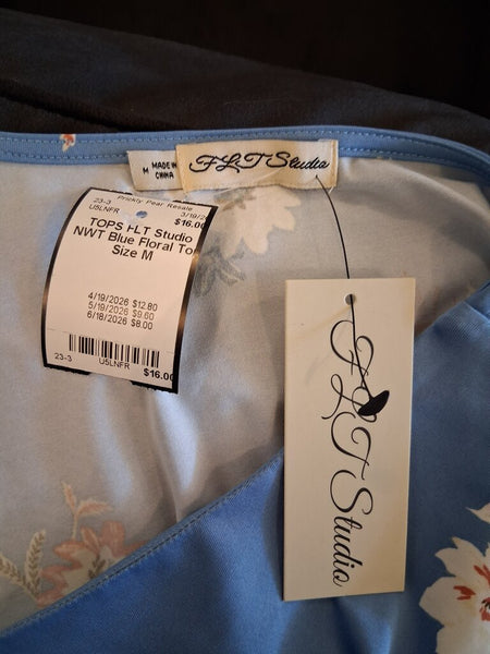 FLT Studio NWT Blue Floral Top Size M