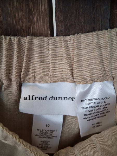 Alfred Dunner Size 10 Pull on Capri Pants