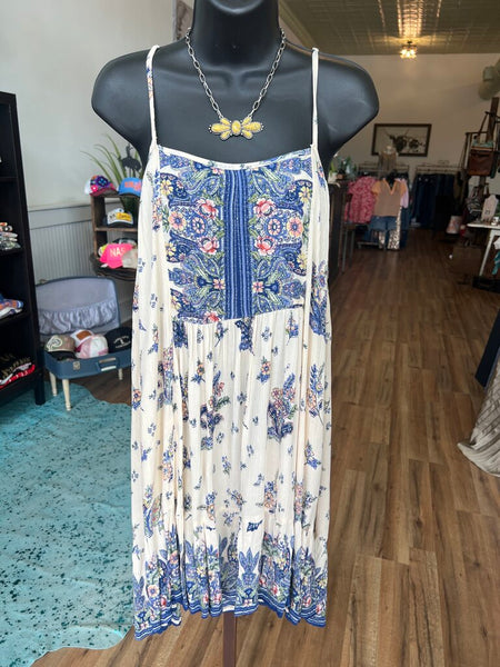 Angie Criss Cross Back Dress Size M