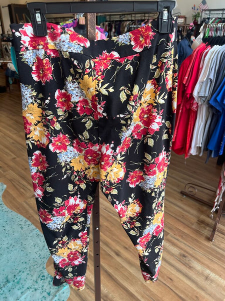 Floral Stretch Bottoms Size 14