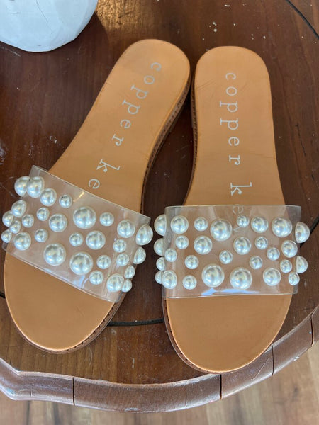 Copper Key Pearl Sandals NWOT Size 8