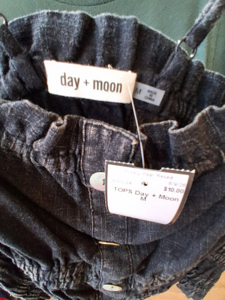 Day + Moon M