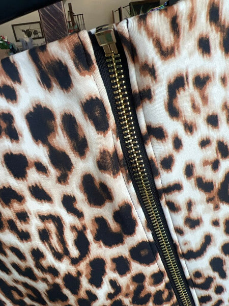 Bold Elements Cut to Curve Skirt L