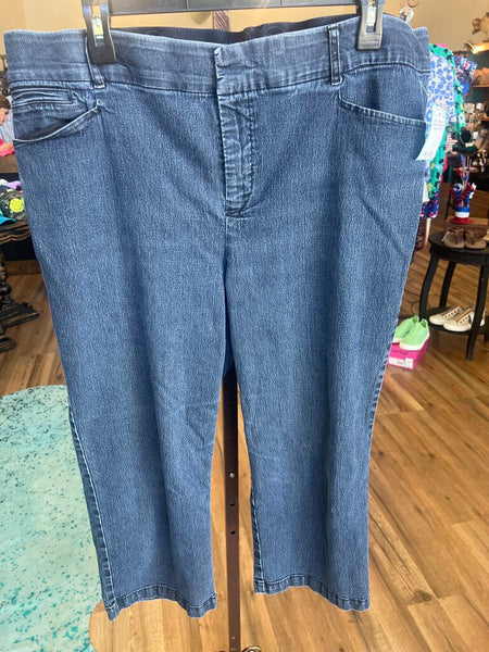 JM Collection Stretch Capri Size 18