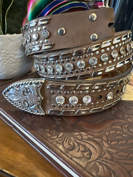 Nocona Belt NWOT Size M