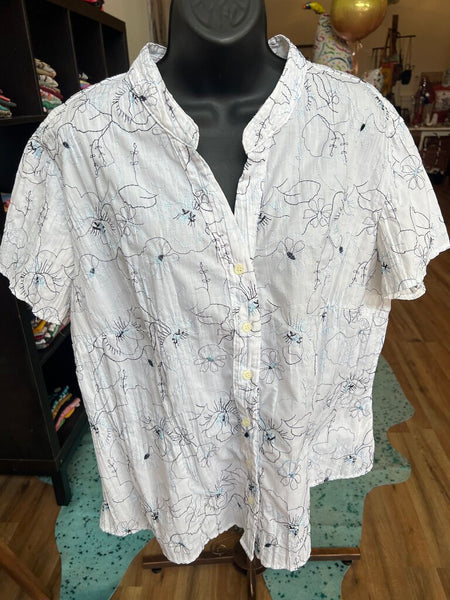 Embroidered Floral Top Size 2X