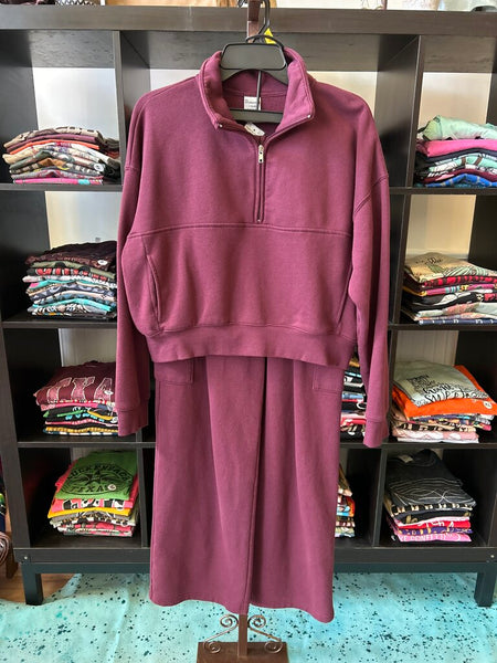 Maroon no boundaries 2pc Lounge Set Size L