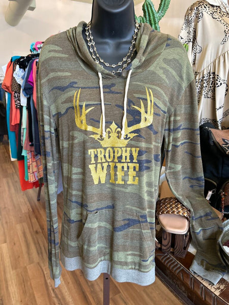 Trophy Wife Camo Lightweight hoodie Size L