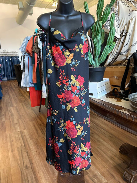 Sara Michelle Floral Satin Midi Dress Size M