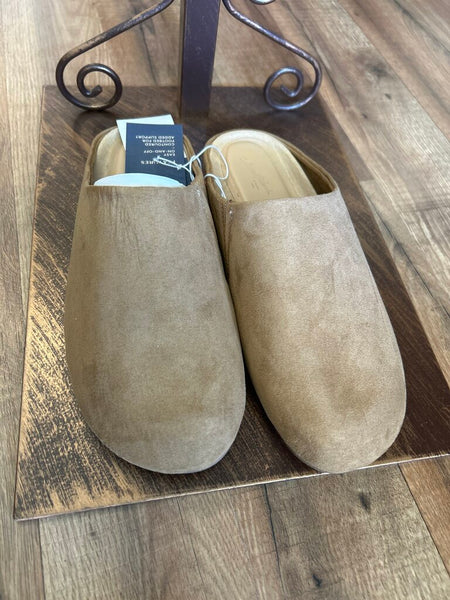 Brooke Tan Clog NWT Size 7.5
