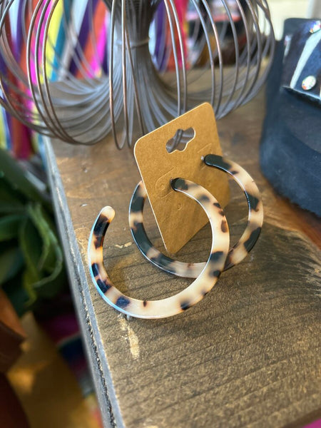 Tortious Shell Hoops