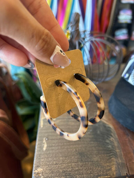 Tortious Shell Hoops