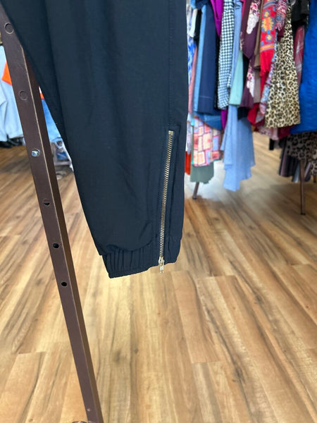Albion Light Black Jogger Size M