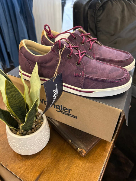 NWT Wrangler Purple Camo Retro Low Top Size 8.5