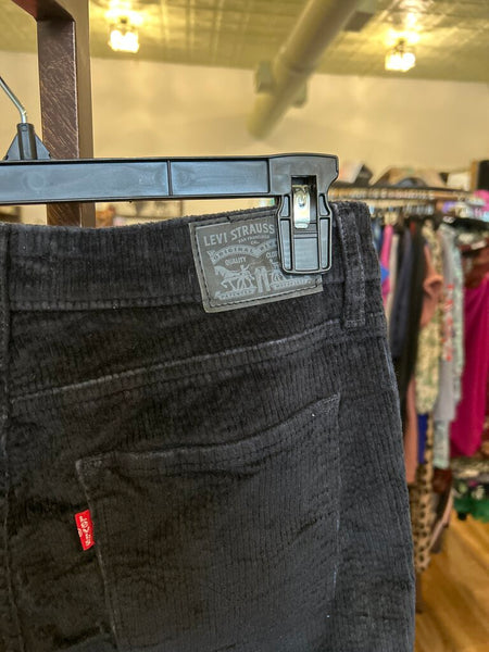 Black Levi Corduroy High Rise Skinny Size 31