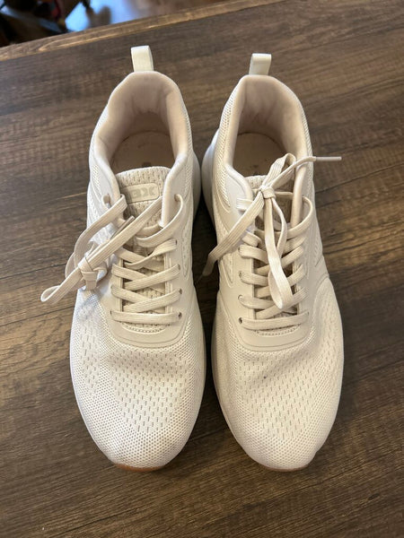 Off White RBK Athletic sneaker Size 9