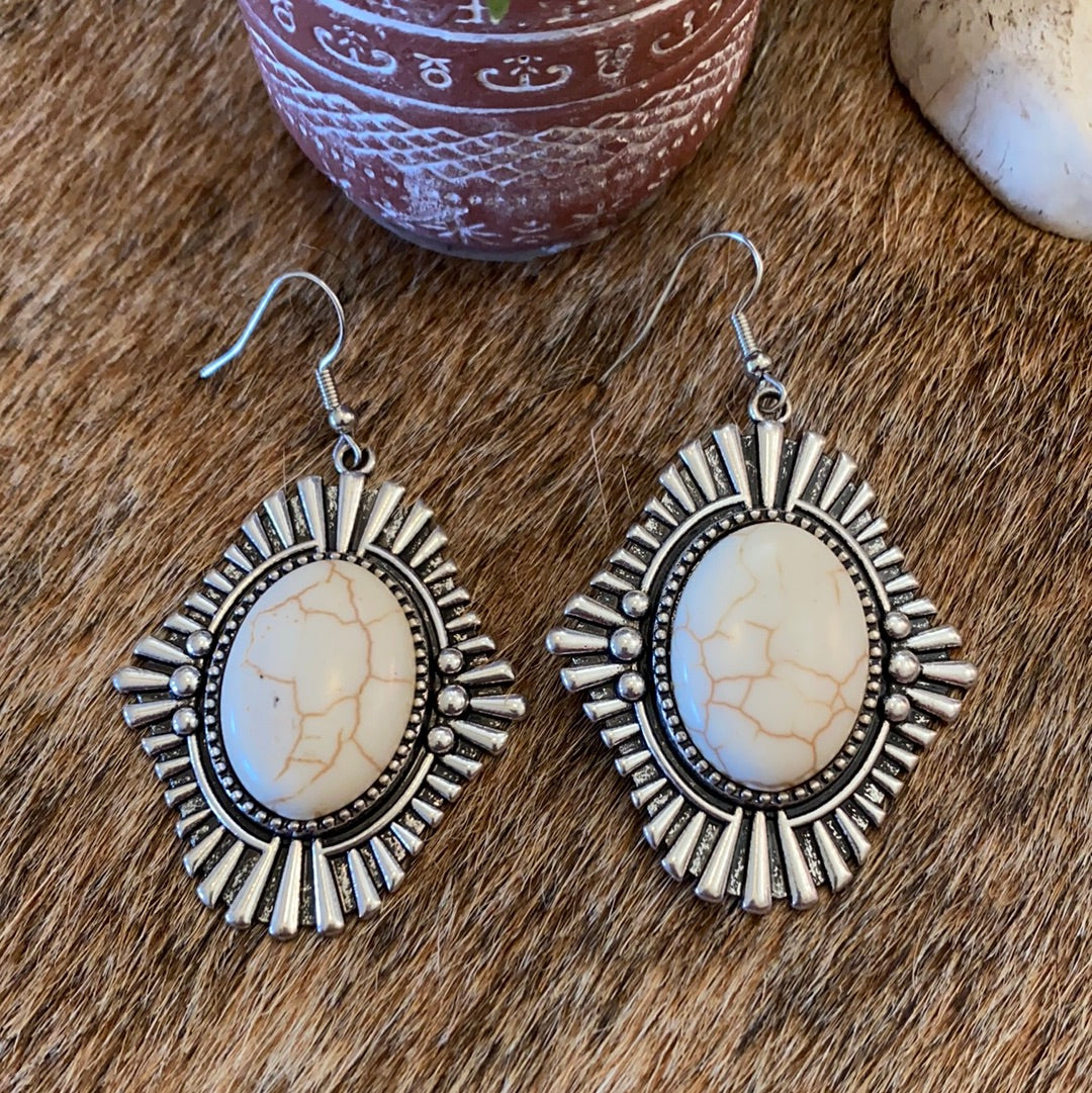 Buffalo Inspired Earrings-NWT