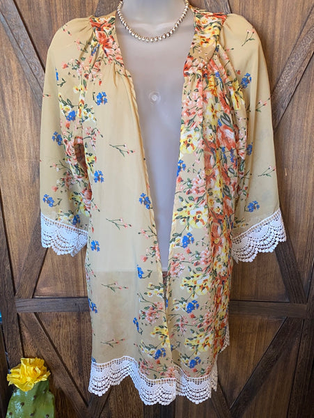 Floral and Lace Kimono Size M