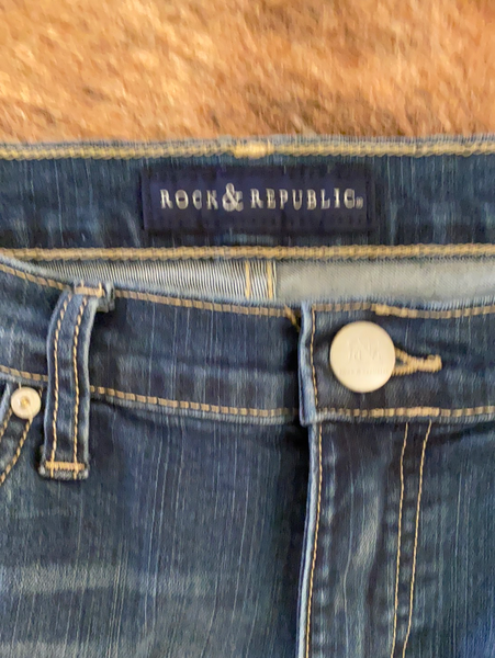 Rock & Roll Republic Size 14M