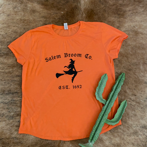 Salem Broom Co Size 2XL