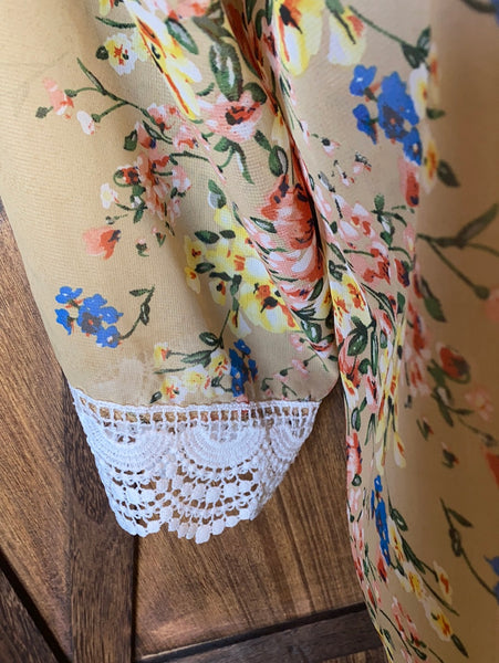 Floral and Lace Kimono Size M