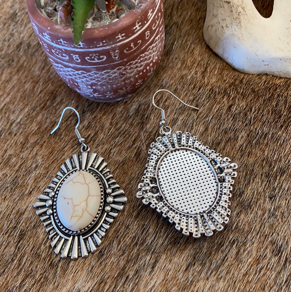 Buffalo Inspired Earrings-NWT