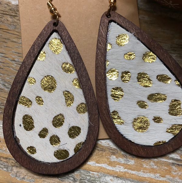 Wooden Gold Cowhide Drops-NWT